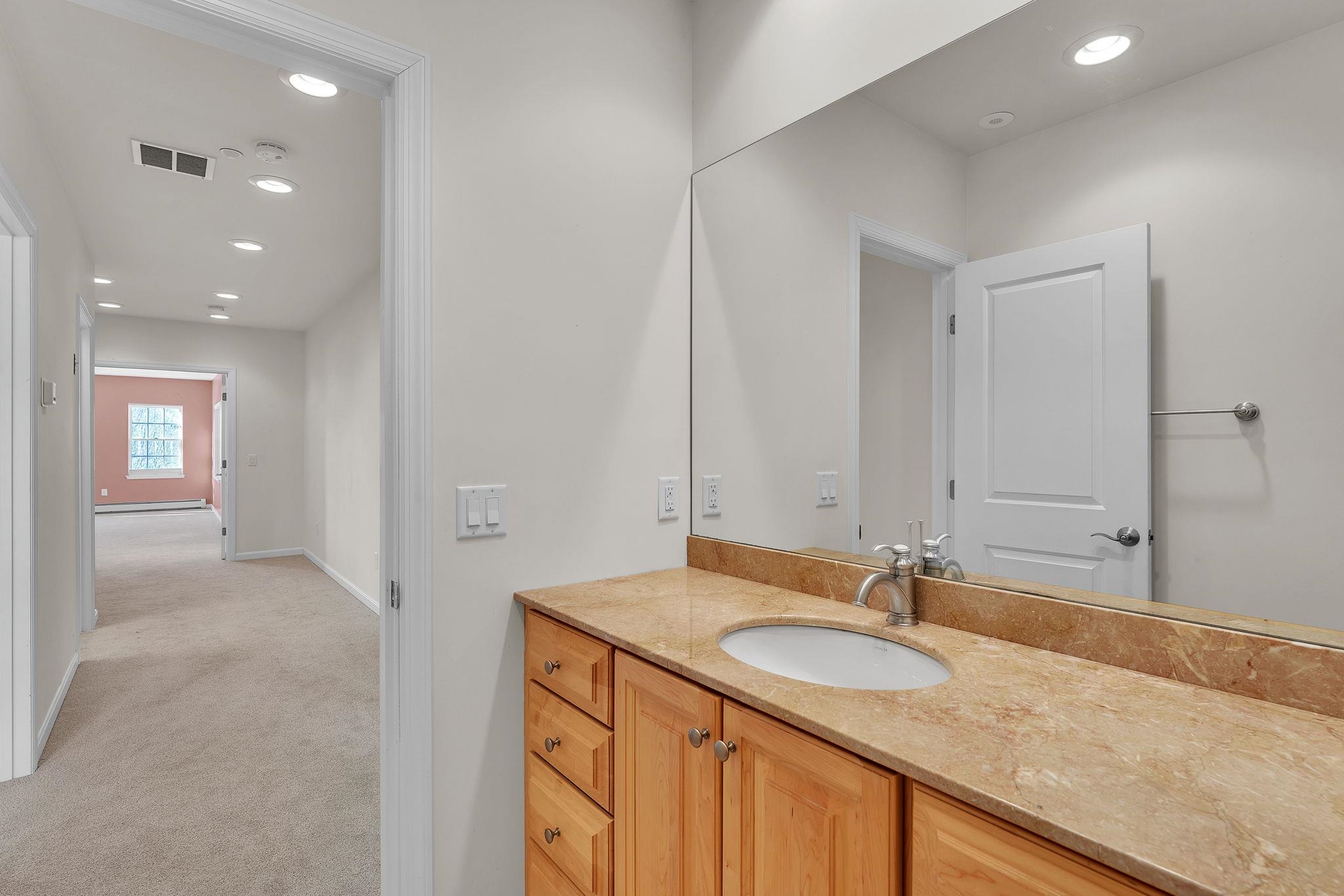 4 Stonehurst Common Hanover, NH 03755 - Photo 33 of 35 Gallery Image 33