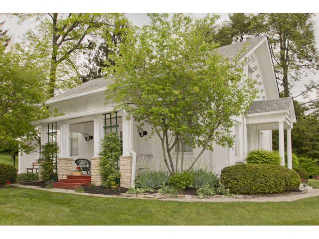 7447 Olentangy River Road Columbus, OH 43235 - Photo 5 of 30