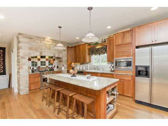 7447 Olentangy River Road Columbus, OH 43235 - Photo 8 of 30