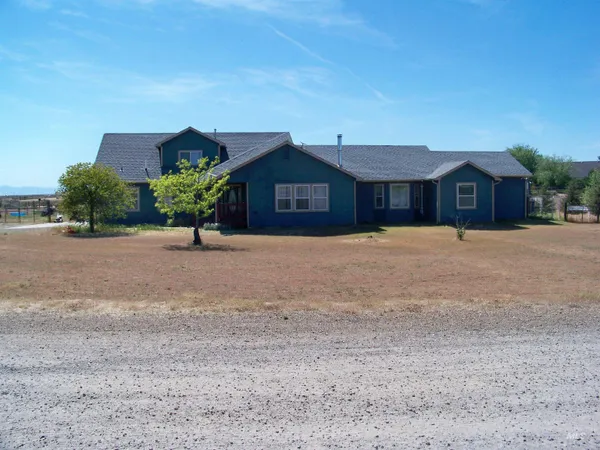 $640,000 | 19365 North Del Sol Place, Mountain Home, ID 83647