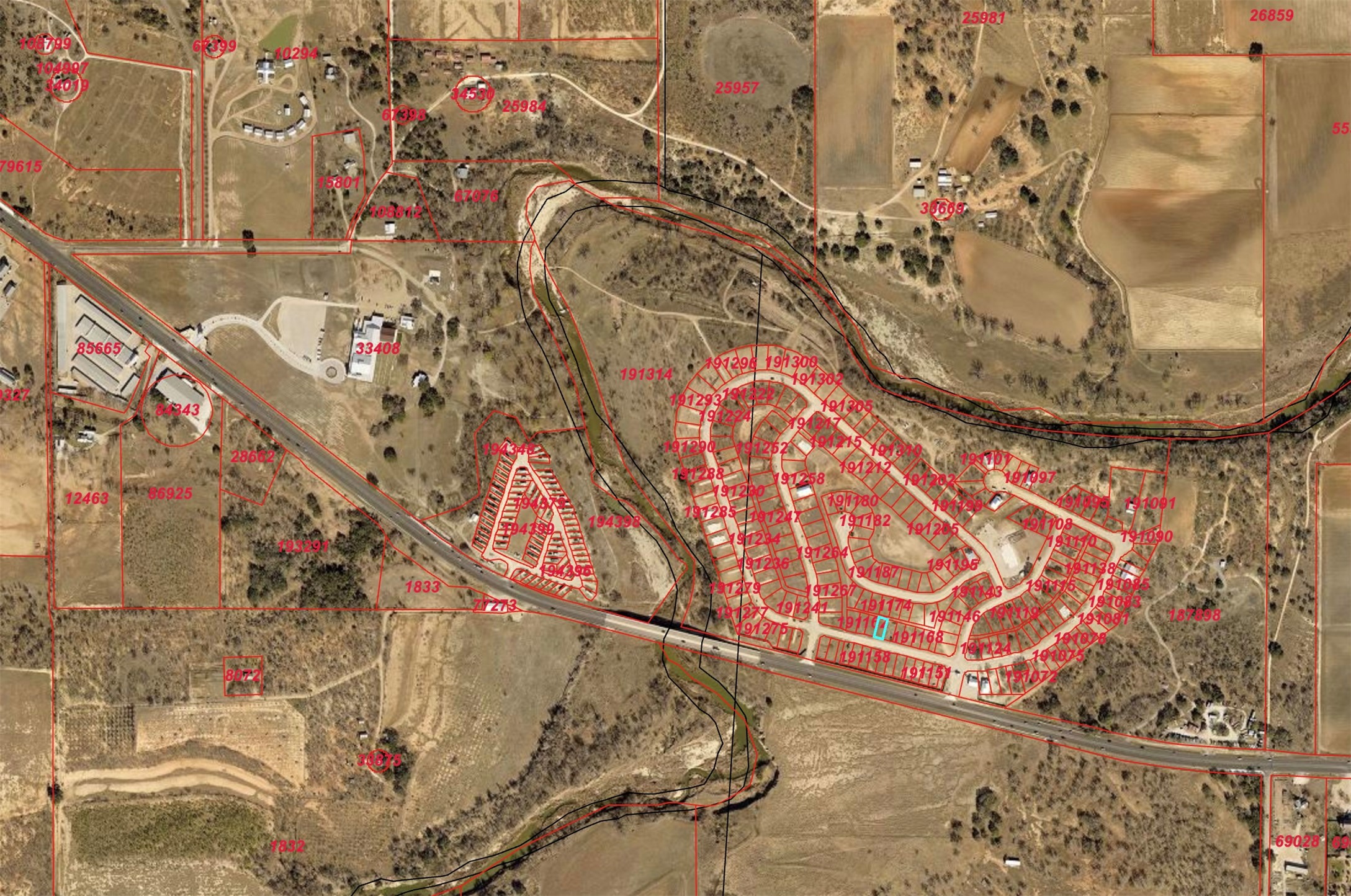 97 Arch Ray Loop Fredericksburg, TX 78624 - Photo 1 of 10 a view of entryway