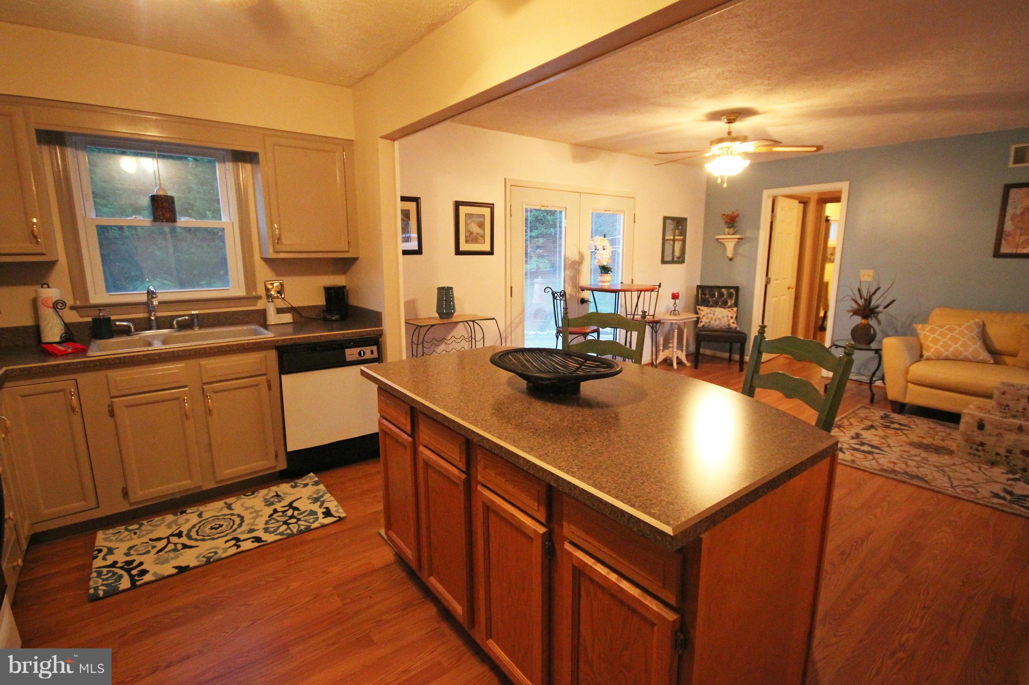 94 Papermill Road Elkton, MD 21921 - Photo 5 of 20 Kitchen