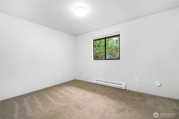 $999,999 | 1701 19th Avenue South, Seattle, WA 98144