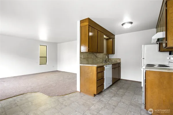 $999,999 | 1701 19th Avenue South, Seattle, WA 98144
