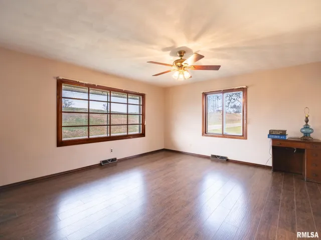 $150,000 | 288 Highway 89, Washburn, IL 61570