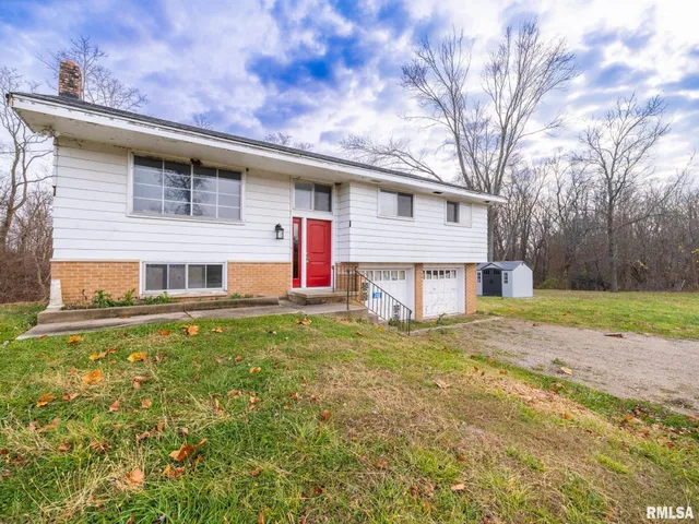 $150,000 | 288 Highway 89, Washburn, IL 61570