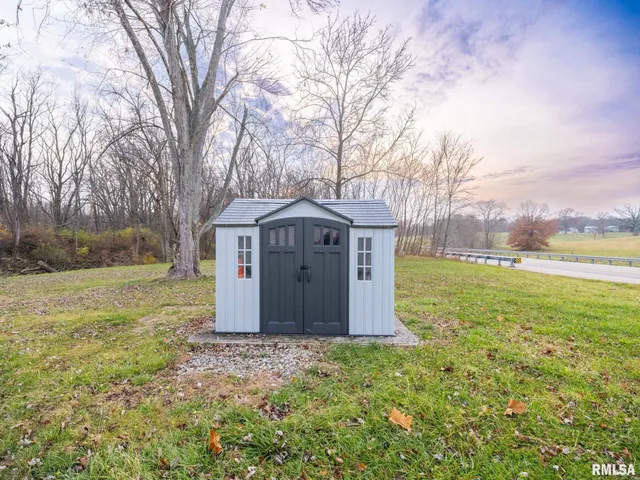 $150,000 | 288 Highway 89, Washburn, IL 61570