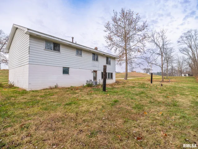 $150,000 | 288 Highway 89, Washburn, IL 61570