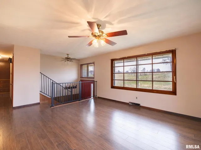 $150,000 | 288 Highway 89, Washburn, IL 61570