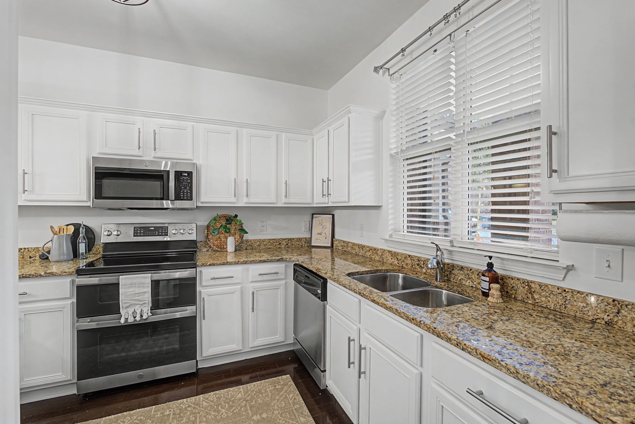 2202 Knowles Avenue Nashville, TN 37204 - Photo 11 of 39