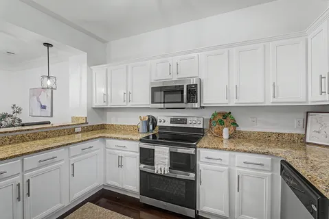 $585,000 | 2202 Knowles Avenue, Nashville, TN 37204