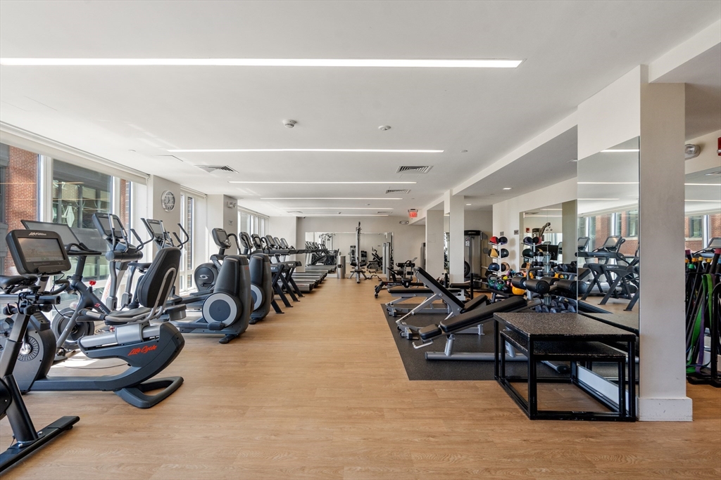 400 Stuart Street, Unit 16B Boston, MA 02116 - Photo 10 of 13
