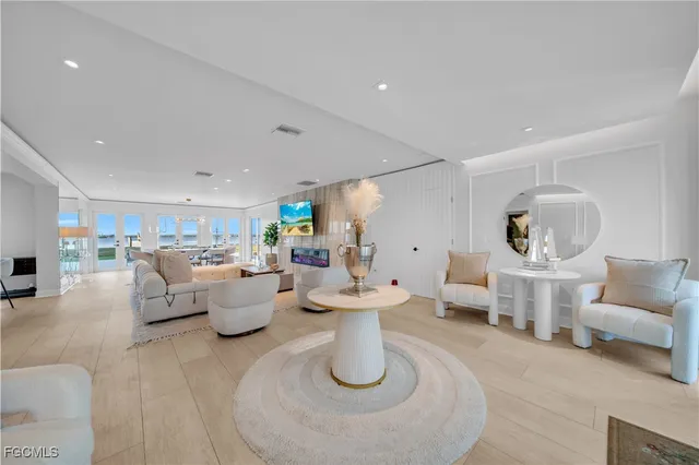 $1,899,000 | 4369 Cypress Lane, Fort Myers, FL 33905