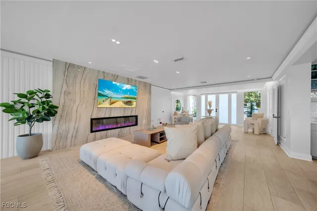 $1,899,000 | 4369 Cypress Lane, Fort Myers, FL 33905