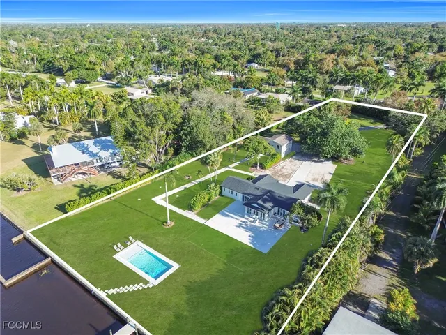 $1,899,000 | 4369 Cypress Lane, Fort Myers, FL 33905