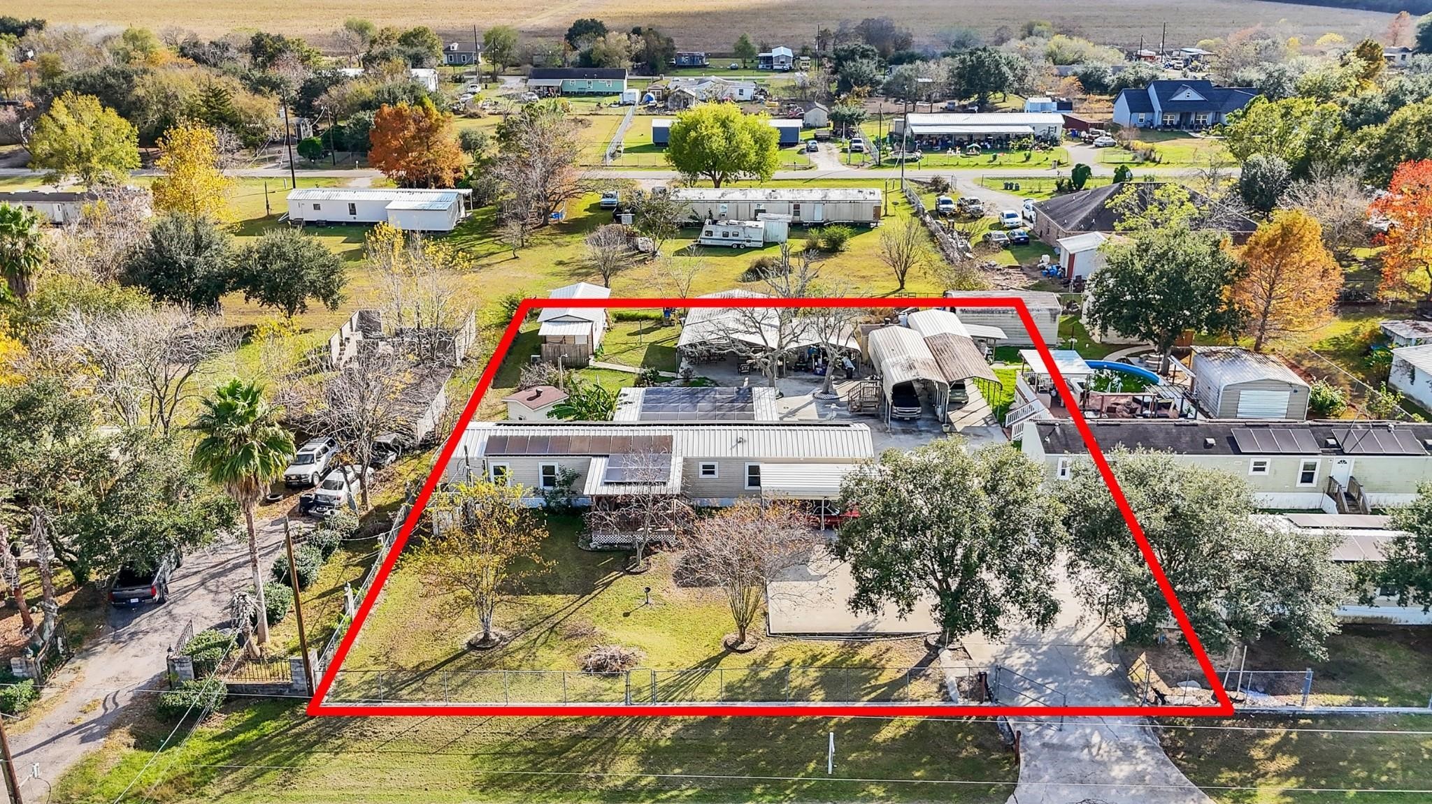 1010 Airline North Rosharon, TX 77583 - Photo 2 of 39