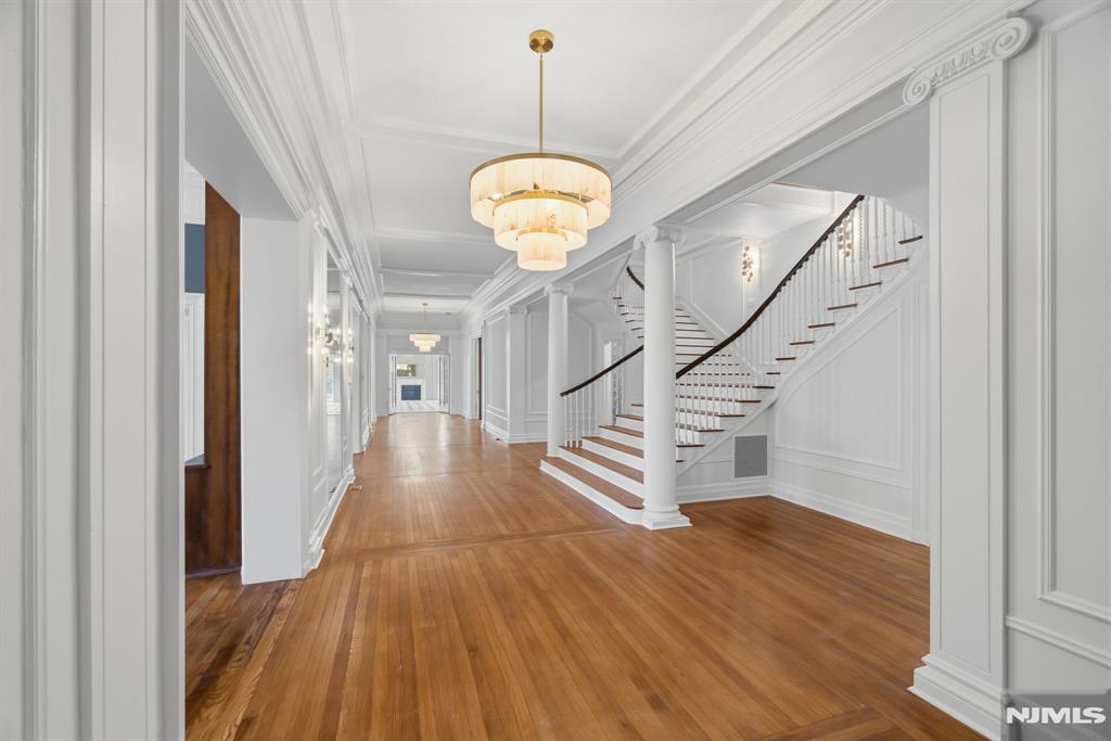 207 Union Street Montclair, NJ 07042 - Photo 6 of 48