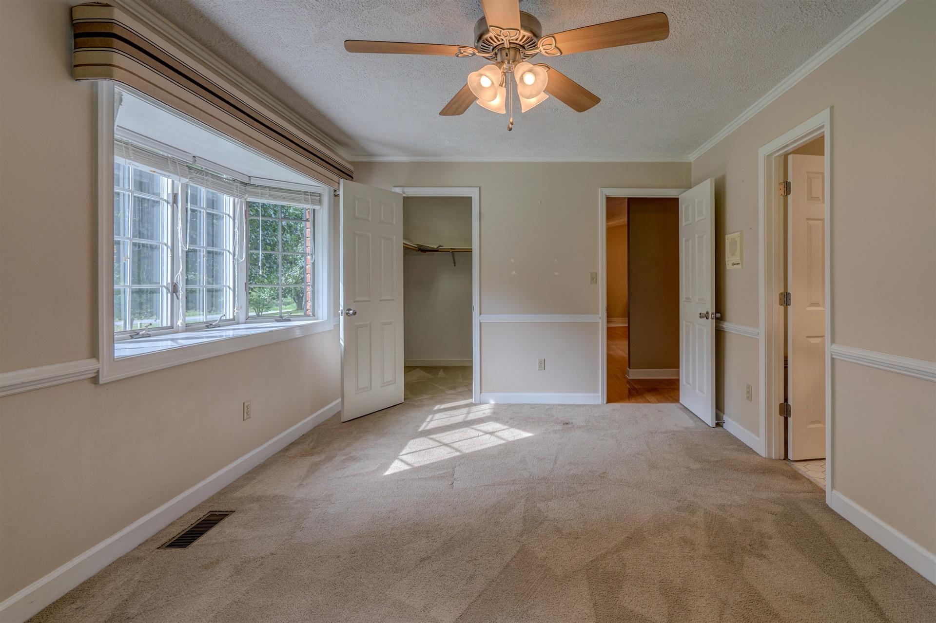 4287 Bonsack Road Northeast Roanoke, VA 24012 - Photo 26 of 38 26-DSC00121-3_2-3_3-3_4-3_5-3