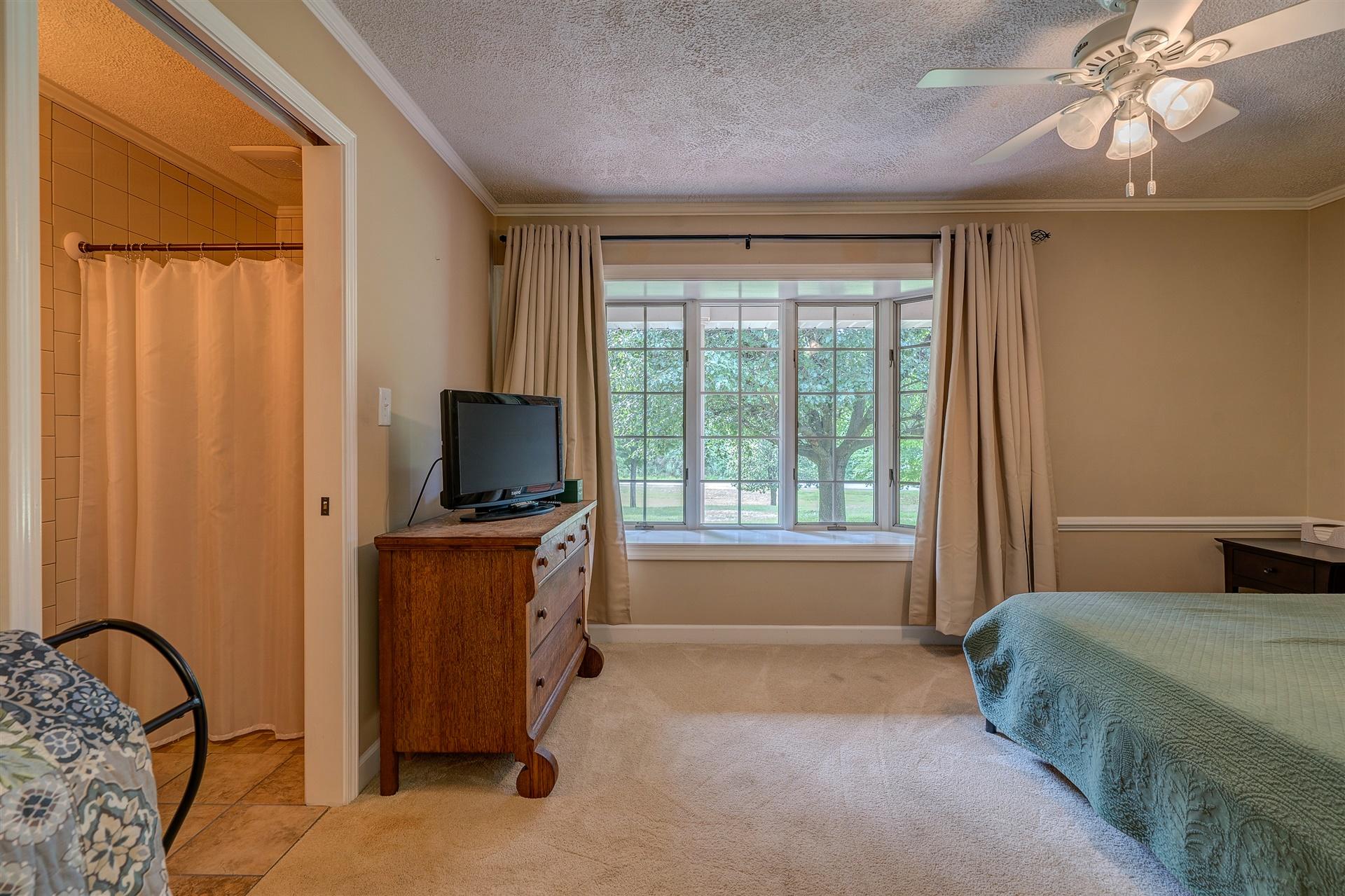 4287 Bonsack Road Northeast Roanoke, VA 24012 - Photo 27 of 38 27-DSC00136-3_37-3_38-3_39-3_40-3