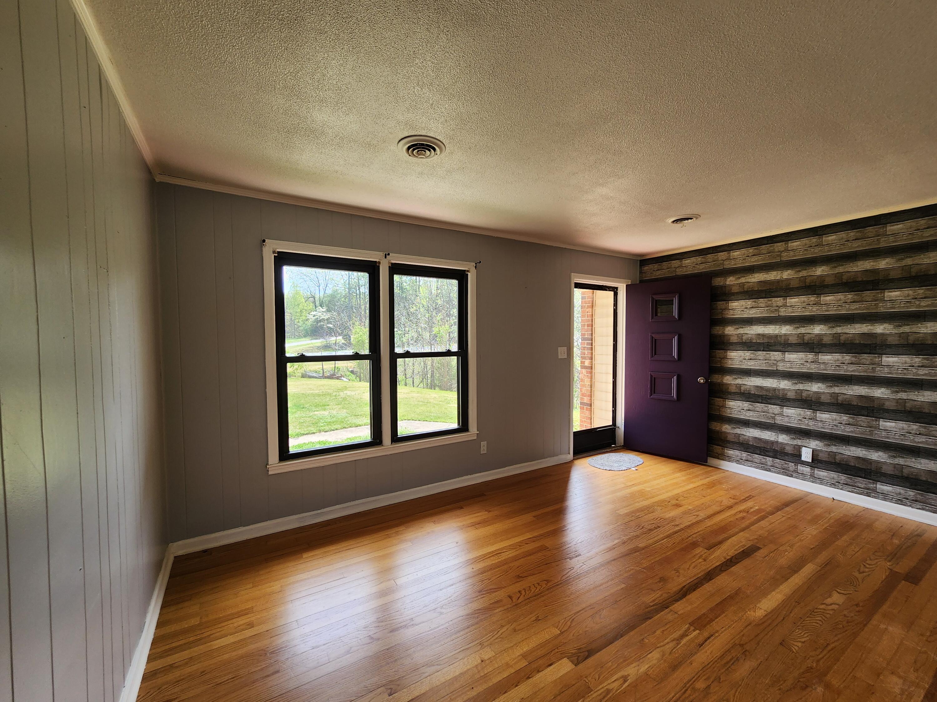 10519 Henry Road Henry, VA 24102 - Photo 5 of 23 20260406_134948