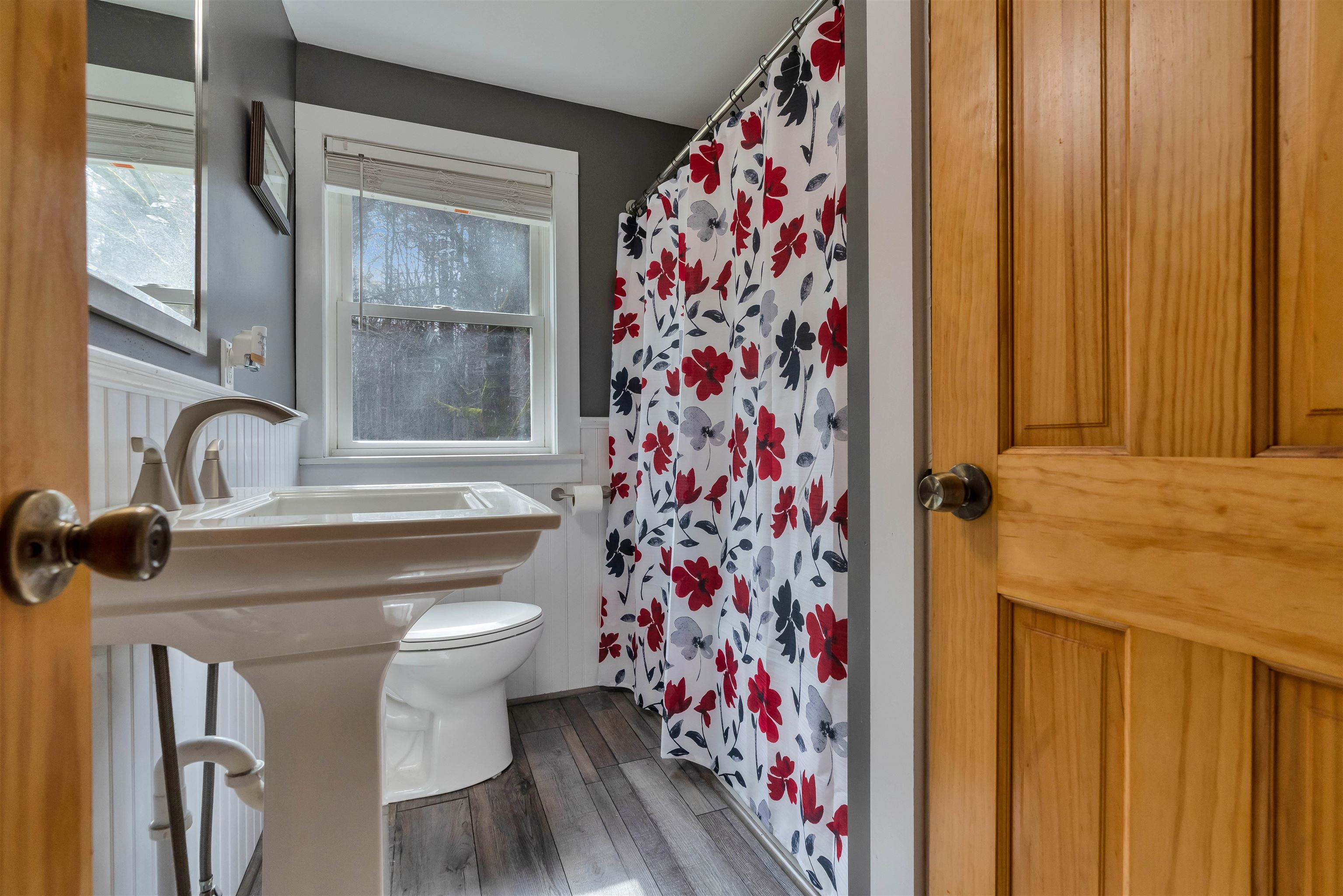 57 Franklin Street Rochester, NH 03867 - Photo 14 of 37