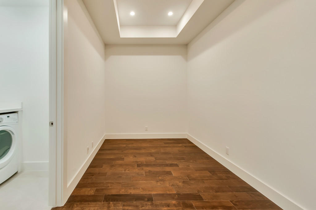 1085 Phillips Road Delray Beach, FL 33483 - Photo 25 of 32 a view of room