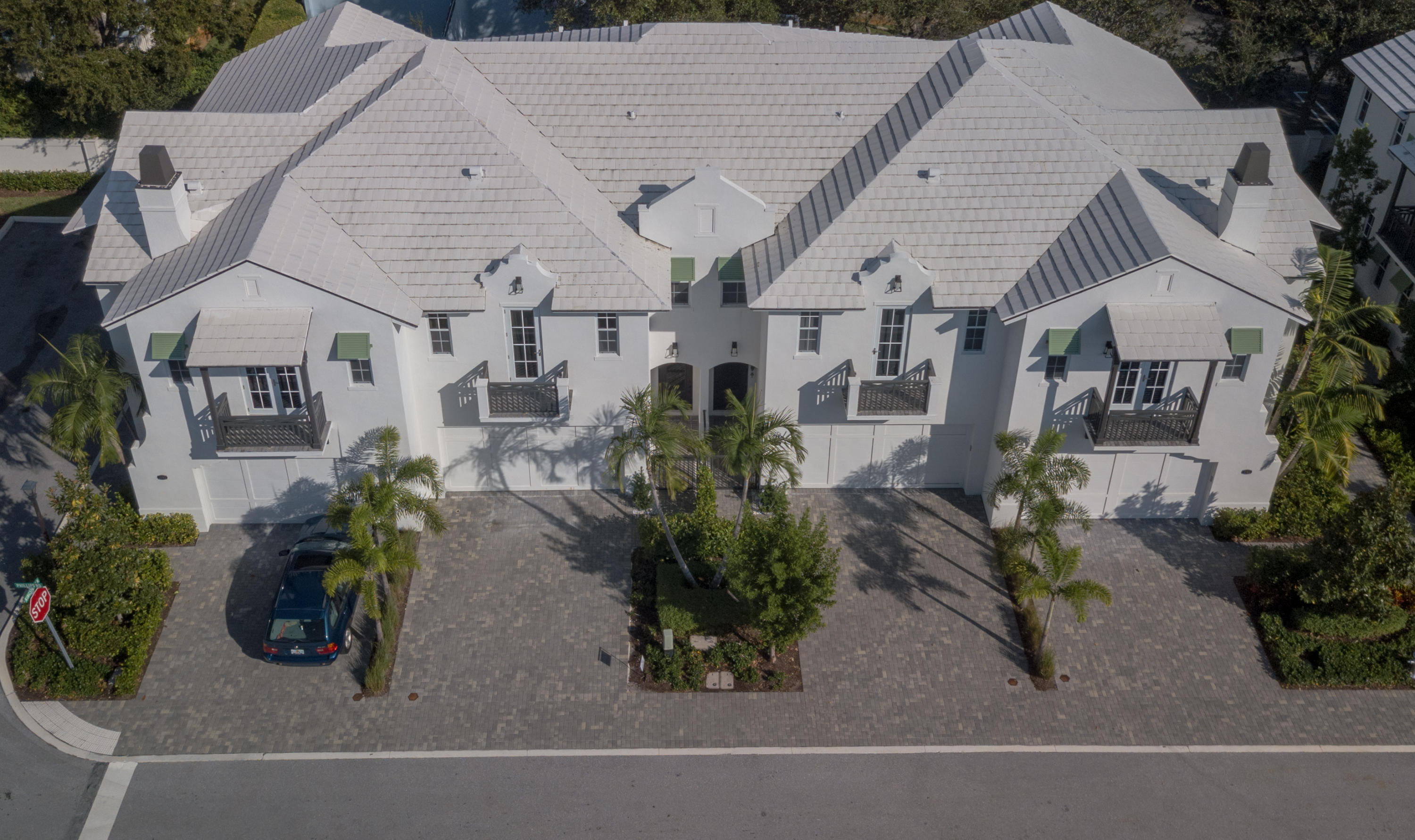 1085 Phillips Road Delray Beach, FL 33483 - Photo 29 of 32 an aerial view of multiple house