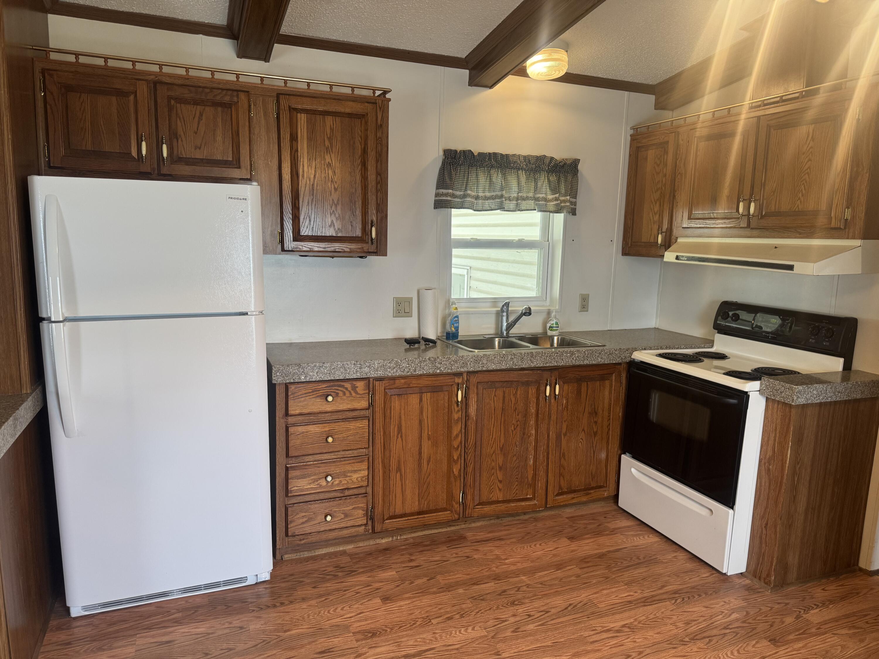 71 Sunset Drive Springfield, OH 45504 - Photo 9 of 20