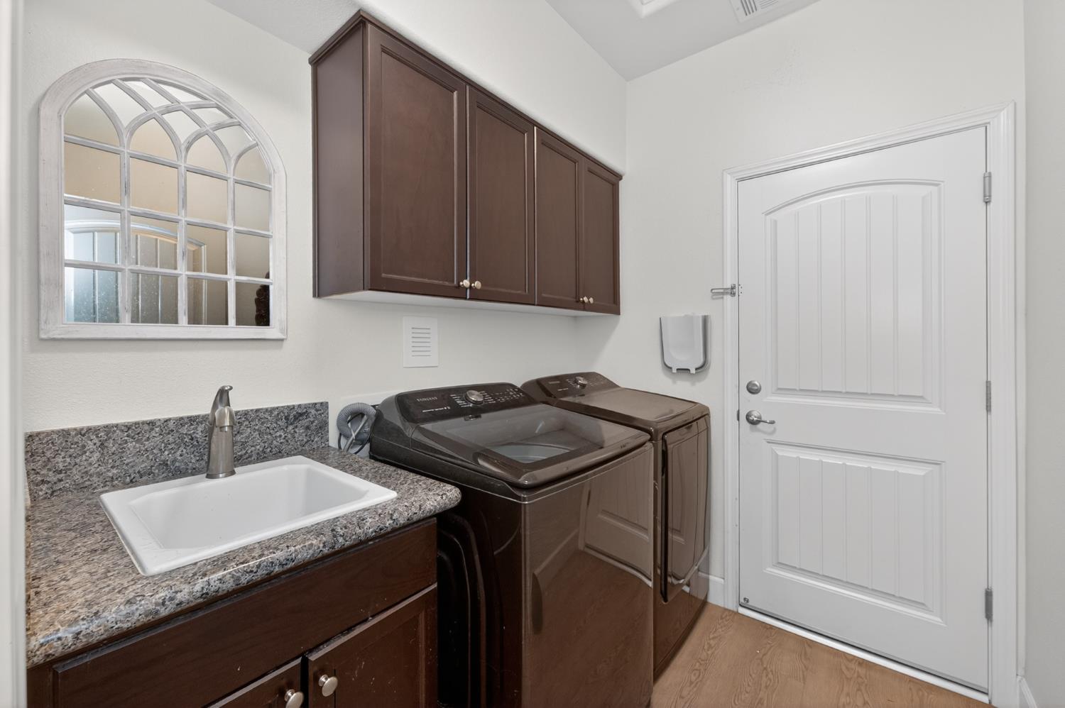 1208 Monterey Street Madera, CA 93637 - Photo 24 of 38