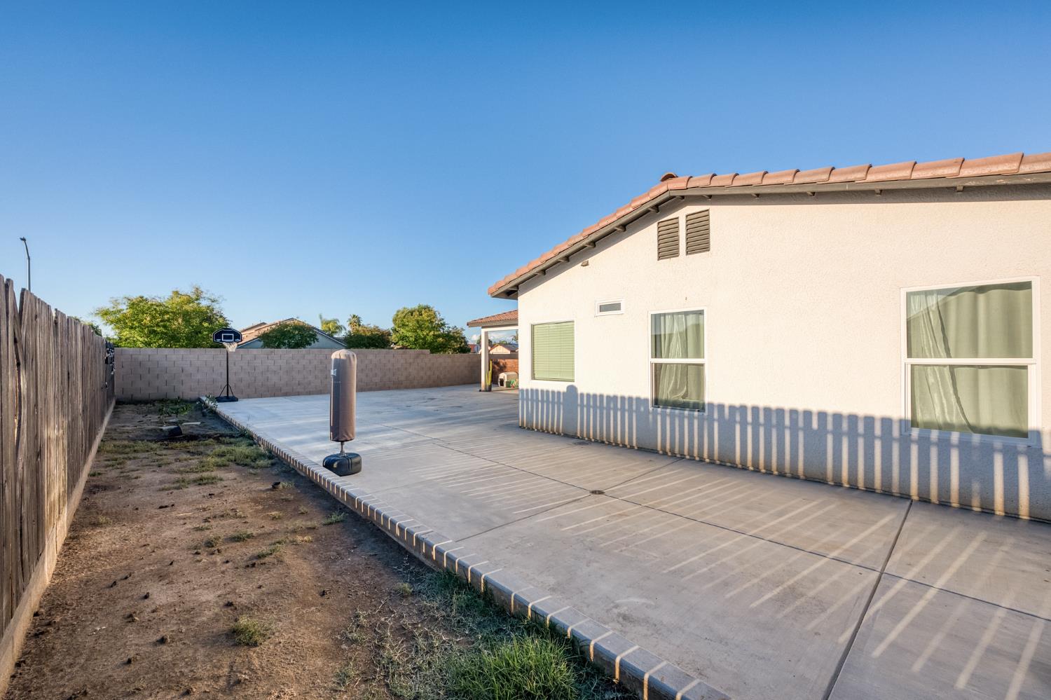 1208 Monterey Street Madera, CA 93637 - Photo 37 of 38