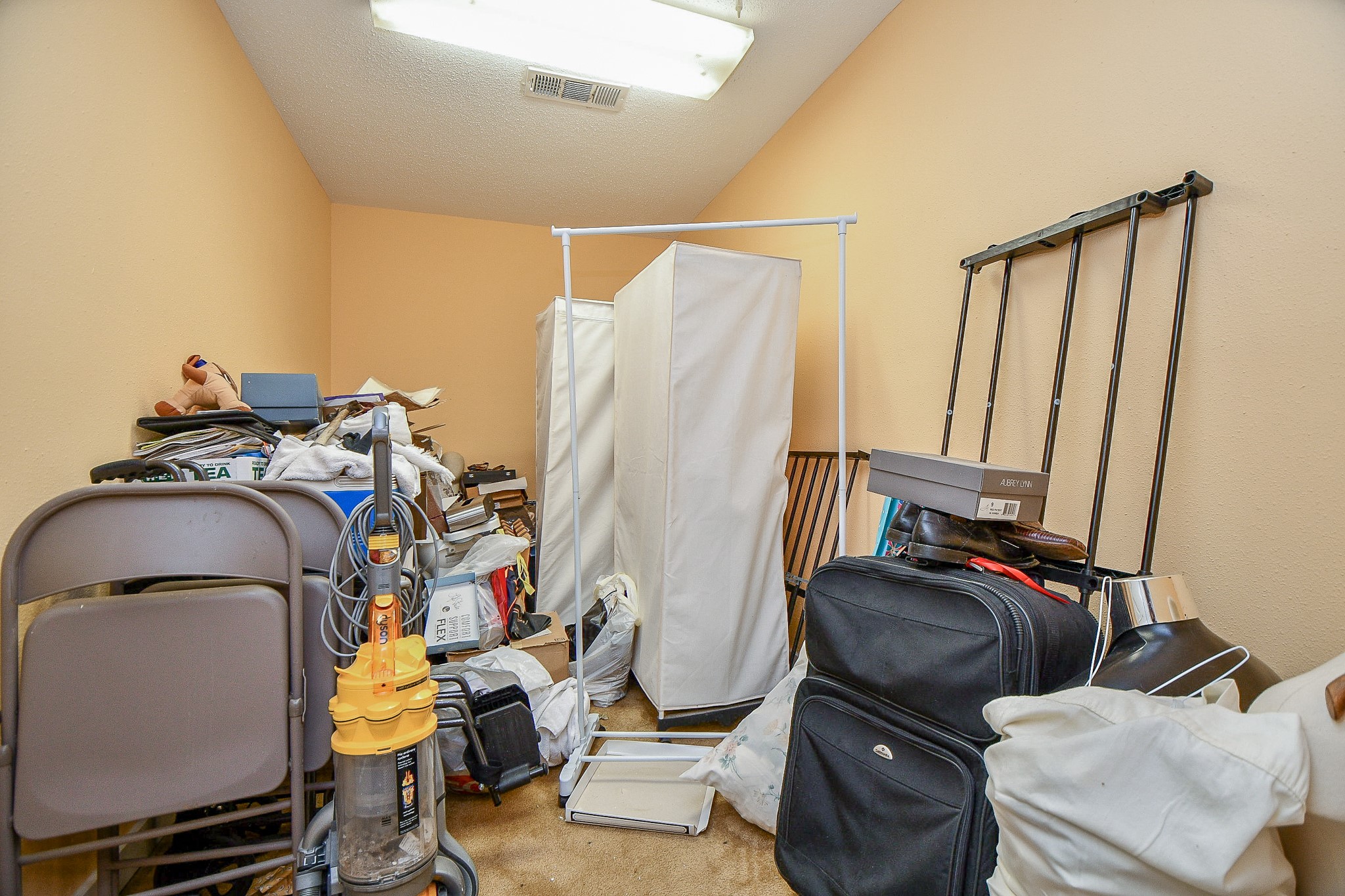 3217 Calumet Street Houston, TX 77004 - Photo 17 of 20 a view of a room with gym equipment