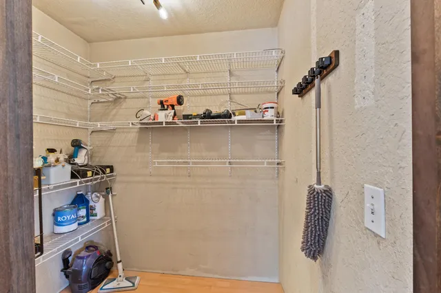 $339,500 | 461 Beaver Creek Lane, Metaline Falls, WA 99153