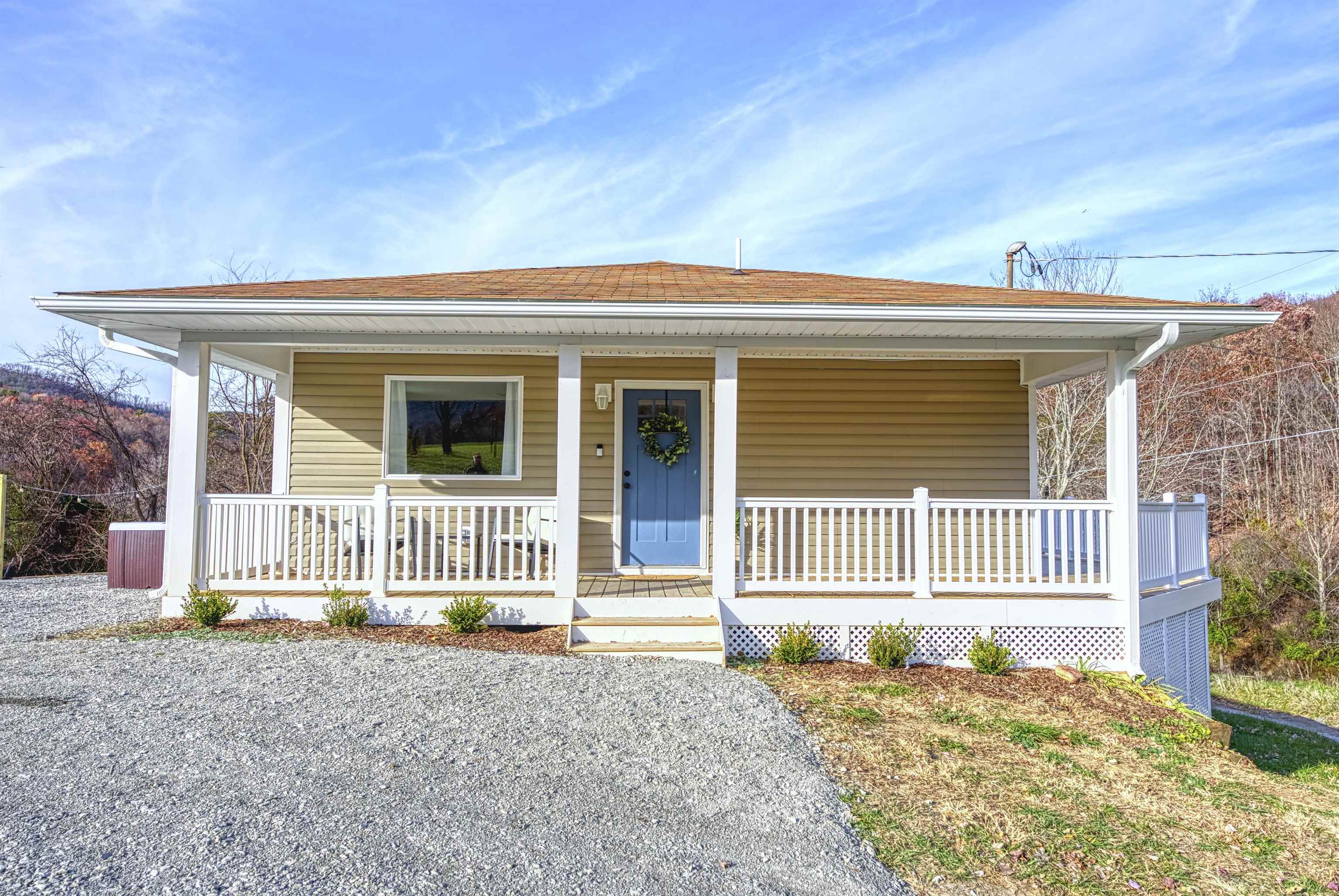 220 View Mountain Road Stanley, VA 22851 - Photo 7 of 40