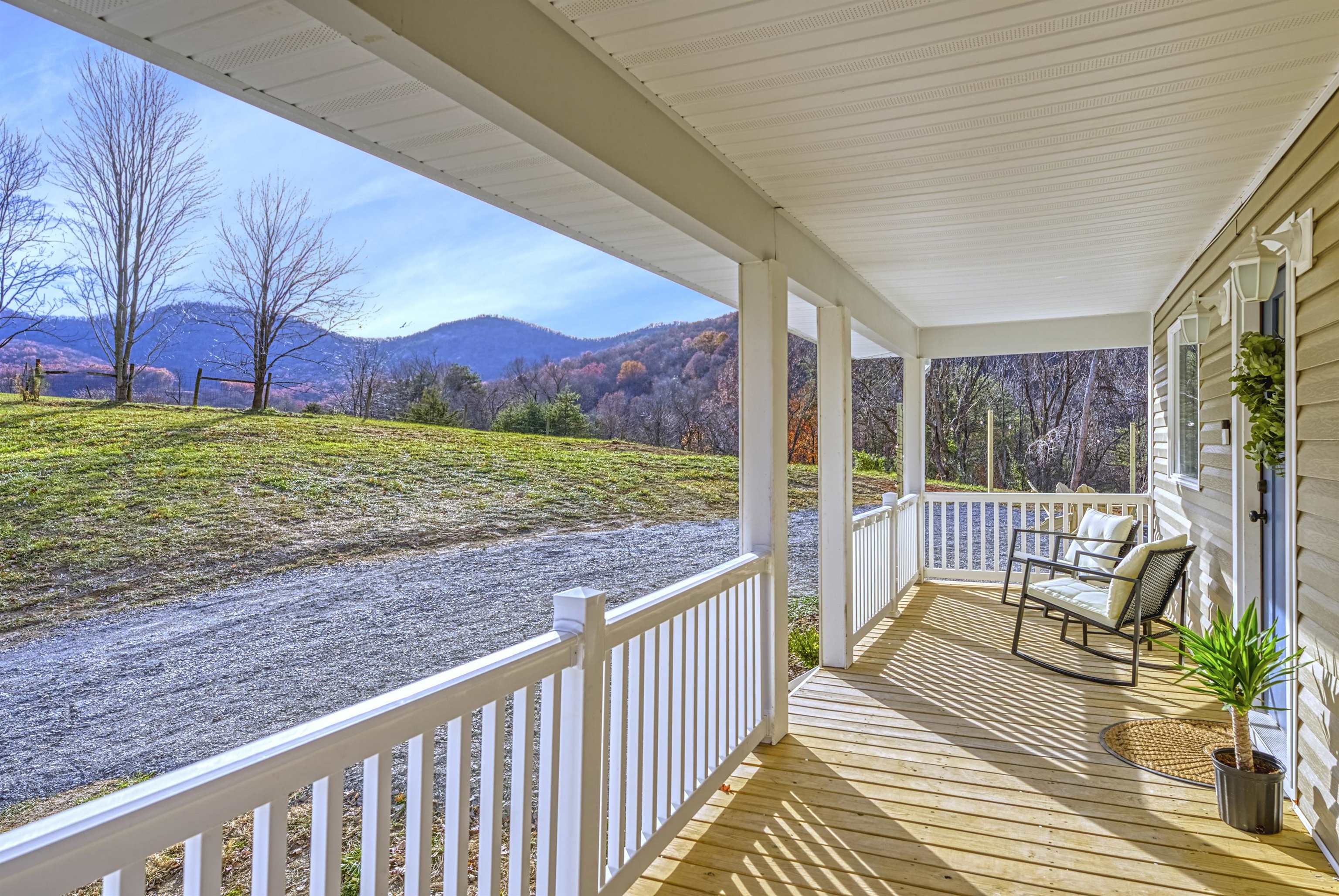 220 View Mountain Road Stanley, VA 22851 - Photo 8 of 40