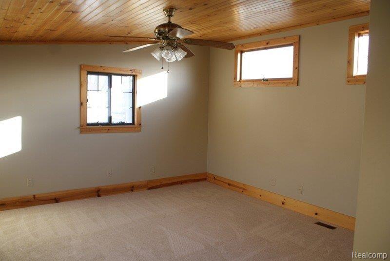 7049 Lapeer Road Davison, MI 48423 - Photo 15 of 15 DSC05590.JPG