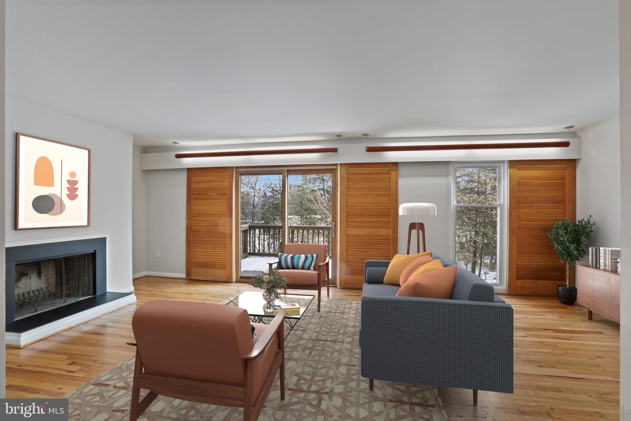 1644 Wainwright Drive Reston, VA 20190 - Photo 7 of 34 Living Room