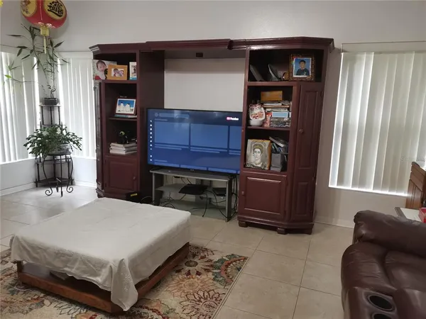 $725,000 | 270 Augustine Court, Oviedo, FL 32765