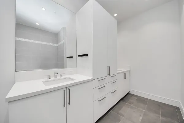 $4,600 | 4521 San Felipe Street, Unit 1904, Houston, TX 77027