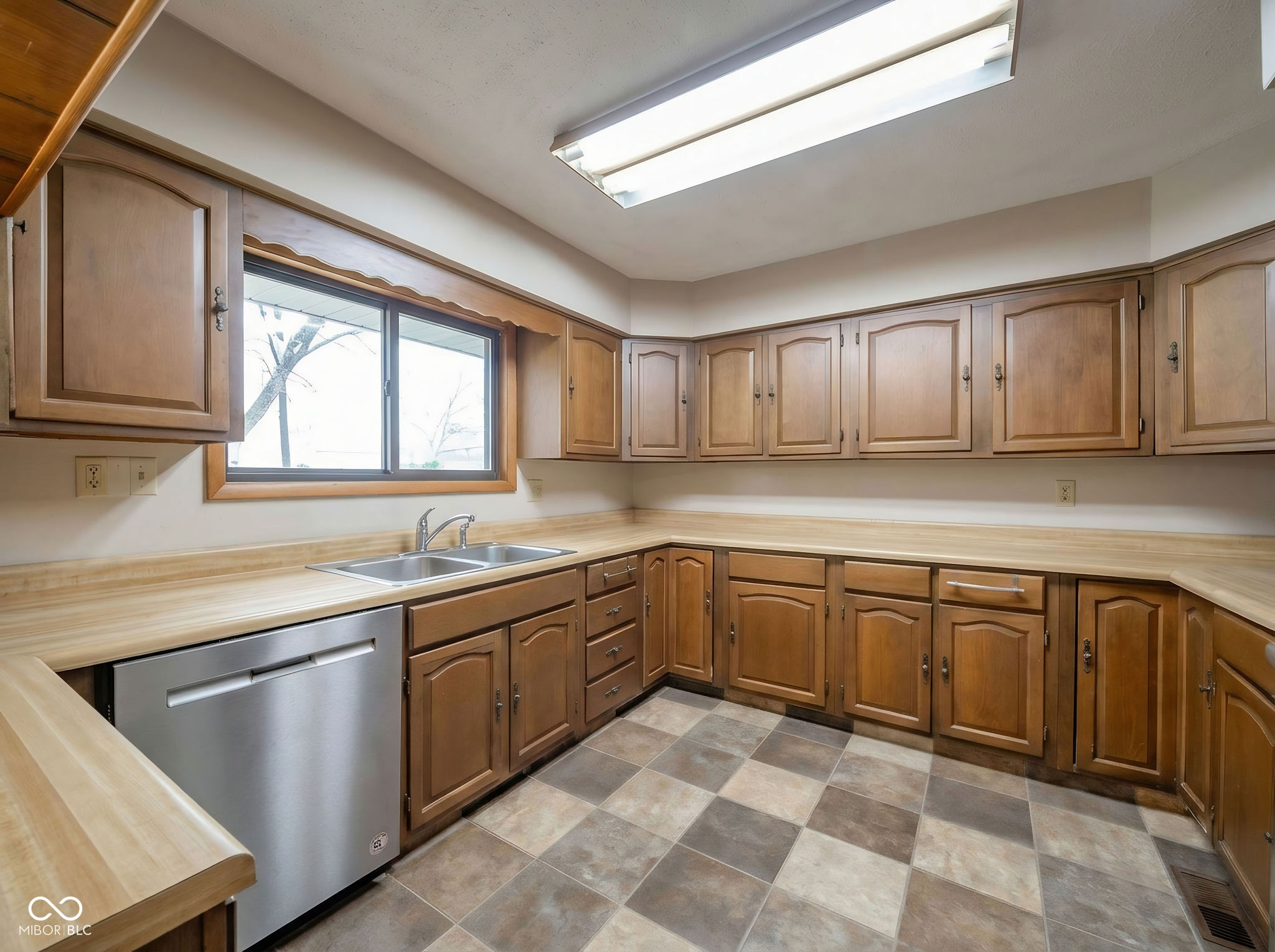 2136 Northwest Raintree Drive New Castle, IN 47362 - Photo 21 of 29 Gallery Image 21