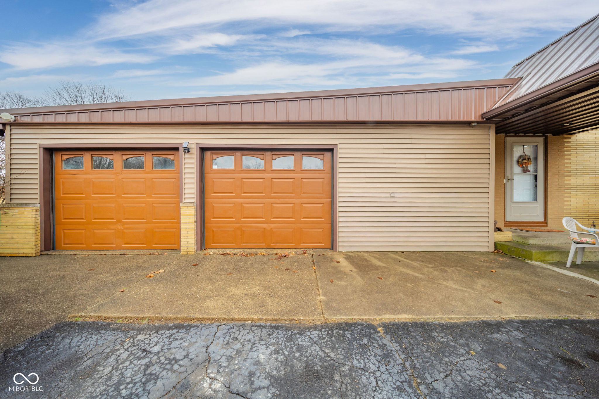 2136 Northwest Raintree Drive New Castle, IN 47362 - Photo 3 of 29 Gallery Image 3