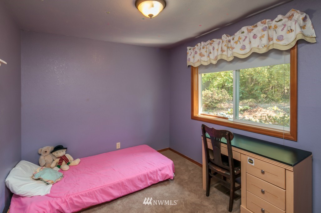 1391 McLeod Road Bellingham, WA 98226 - Photo 12 of 22 Gallery Image 12