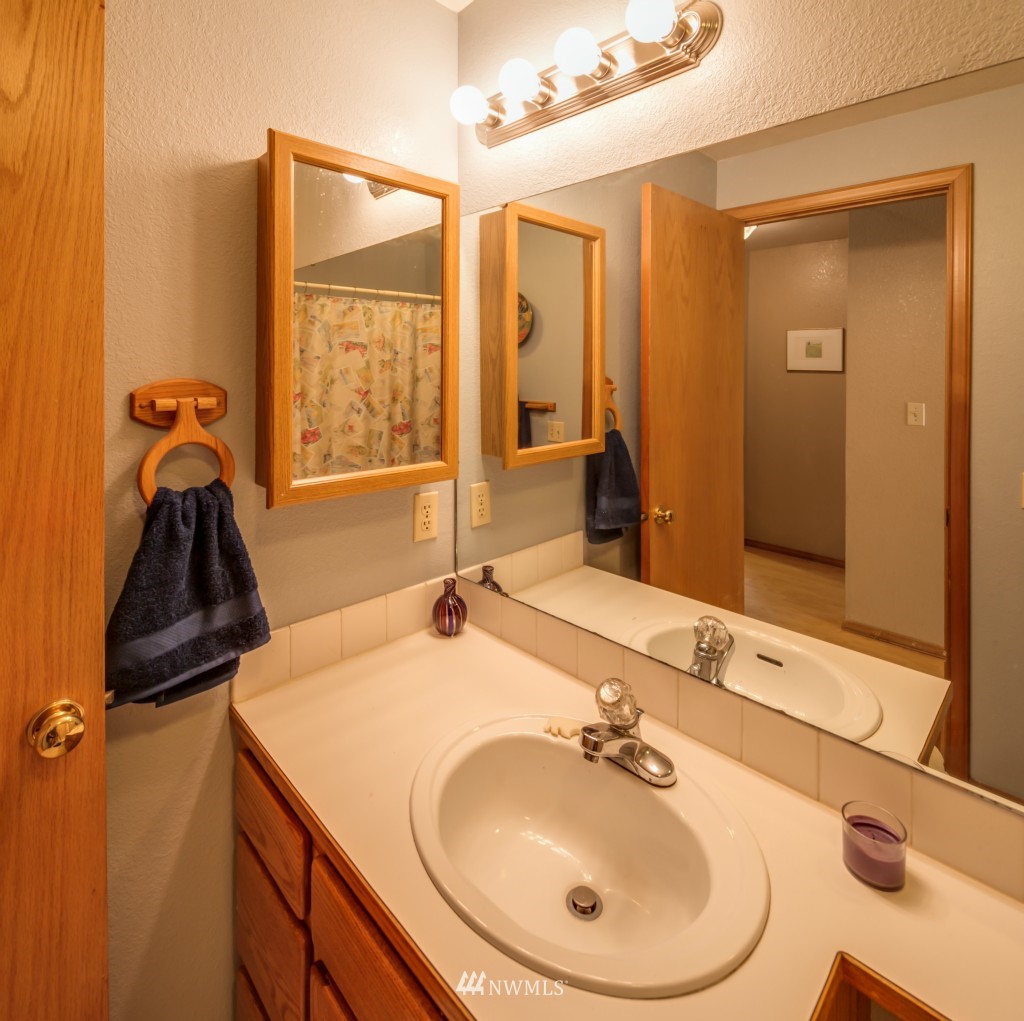 1391 McLeod Road Bellingham, WA 98226 - Photo 16 of 22 Gallery Image 16