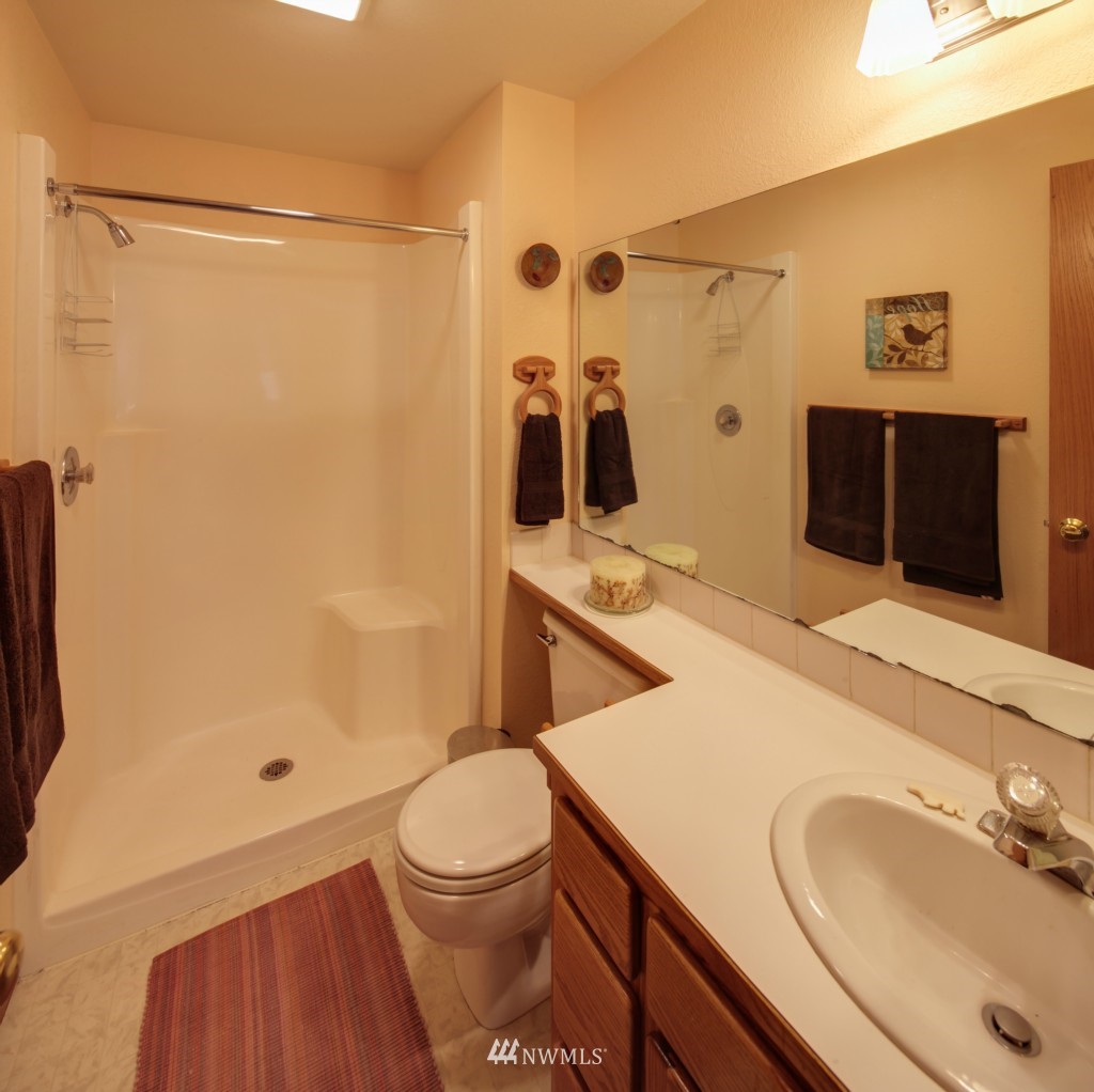 1391 McLeod Road Bellingham, WA 98226 - Photo 8 of 22 Gallery Image 8