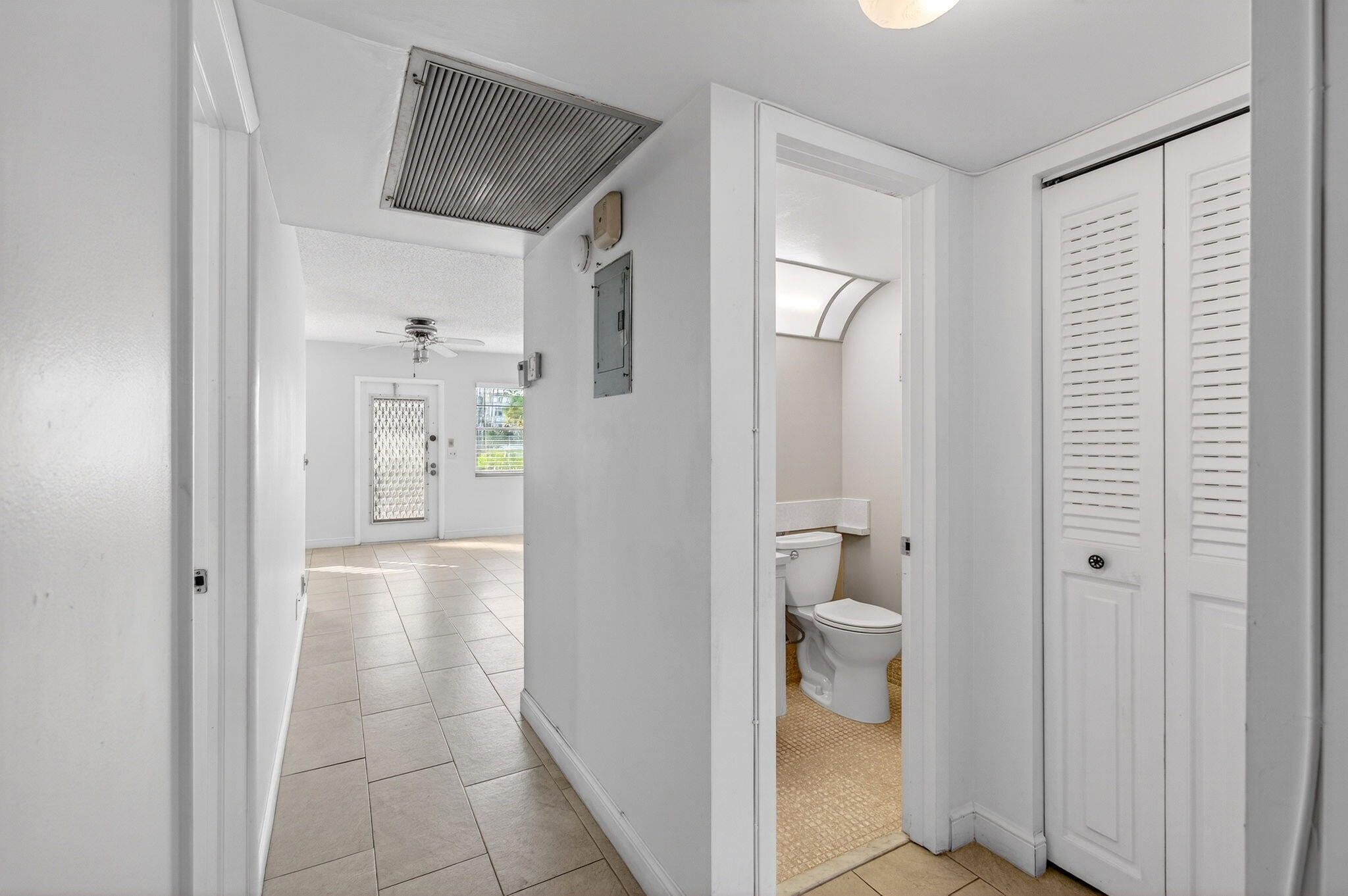 1017 Cornwall East Boca Raton, FL 33434 - Photo 25 of 97 28-web-or-mls-DSC_1553