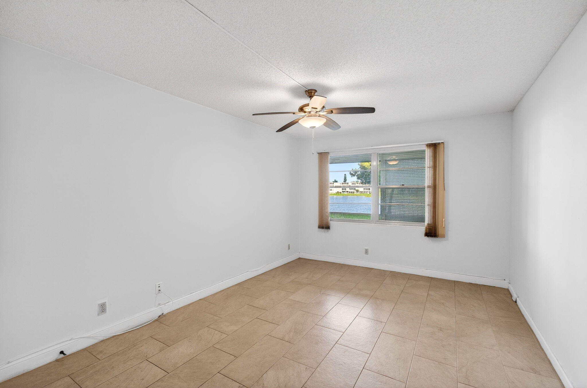 1017 Cornwall East Boca Raton, FL 33434 - Photo 30 of 97 32-web-or-mls-DSC_1583