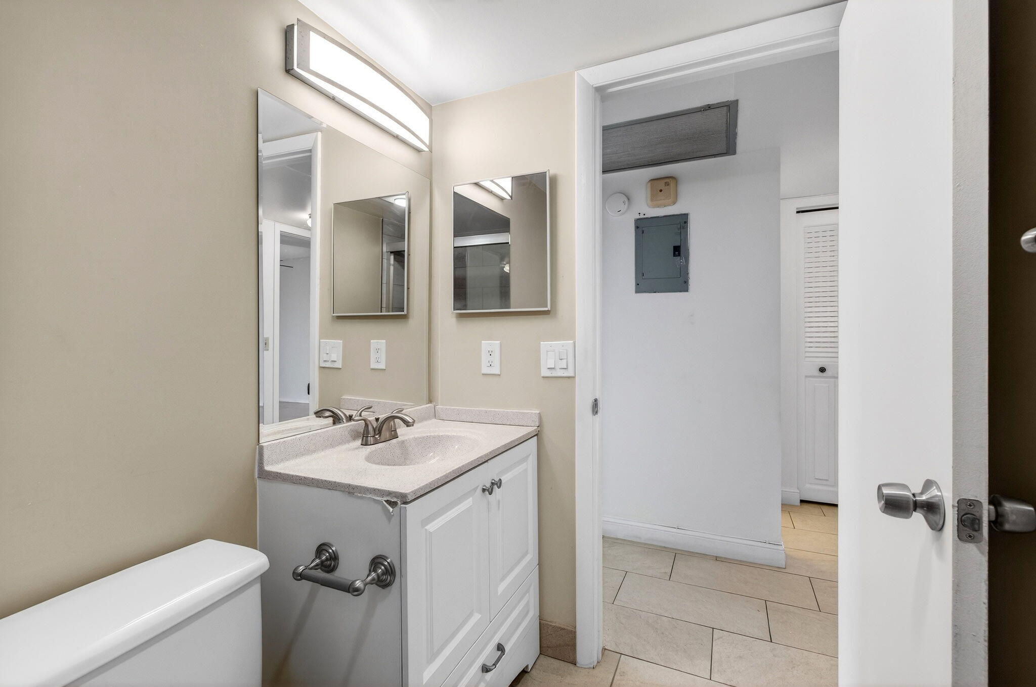 1017 Cornwall East Boca Raton, FL 33434 - Photo 34 of 97 36-web-or-mls-DSC_1613