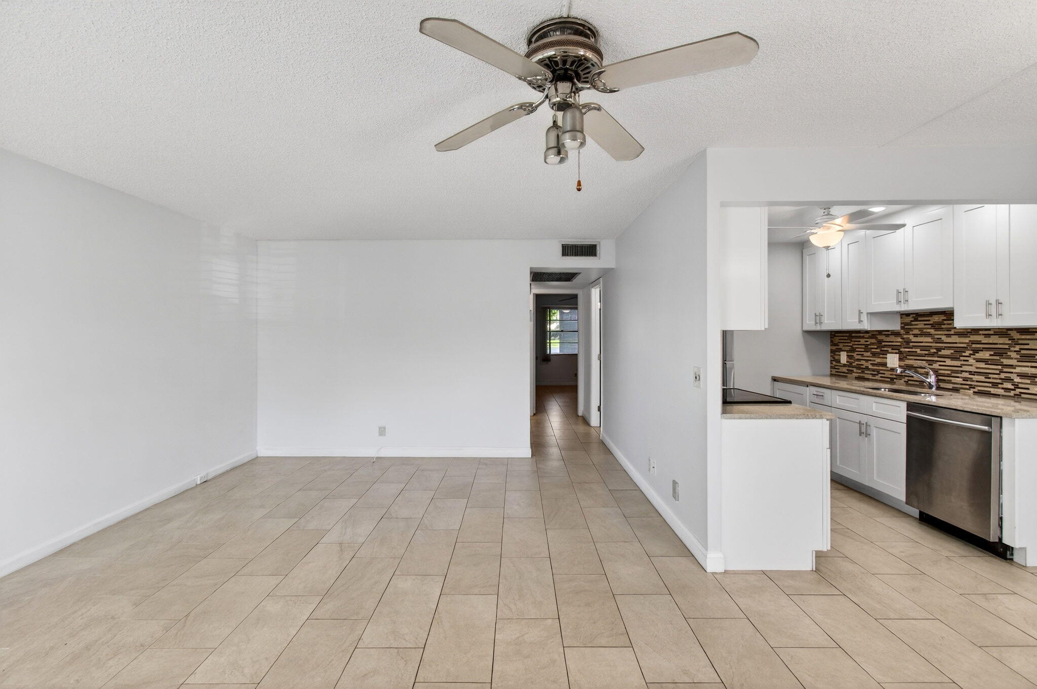 1017 Cornwall East Boca Raton, FL 33434 - Photo 10 of 97 13-web-or-mls-DSC_1440