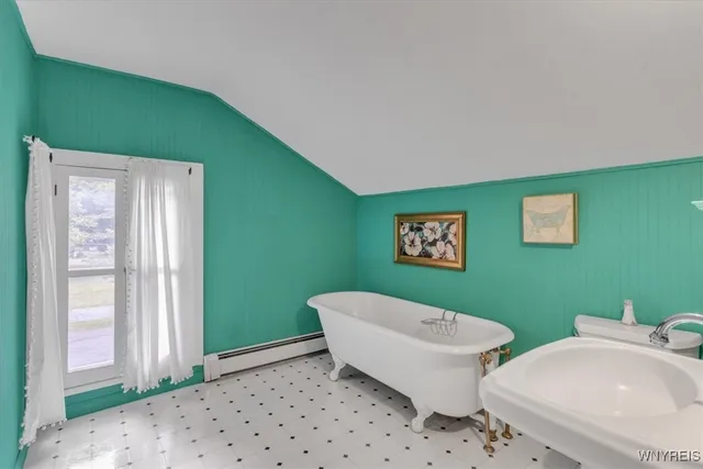 $279,000 | 311 Mc Chesney Street, Wilson, NY 14172