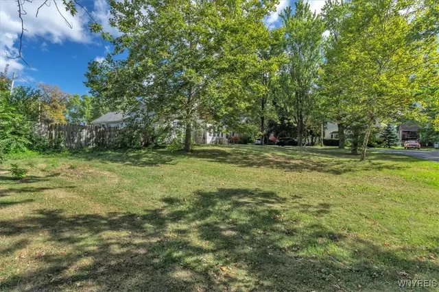 $279,000 | 311 Mc Chesney Street, Wilson, NY 14172