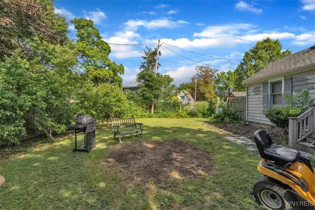 $279,000 | 311 Mc Chesney Street, Wilson, NY 14172